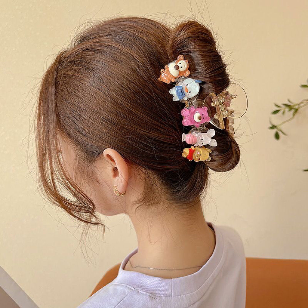 Cartoon Hair Claw Clip — Cute Plastic Design