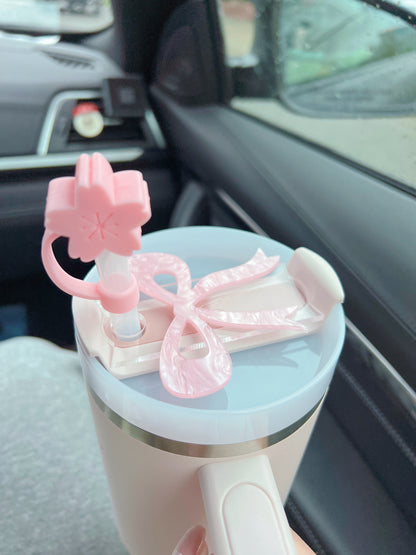 Stanley Cup Bow Clip Ornament 🎀 -– North America First Release🇺🇸 🇨🇦