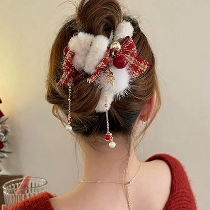 Christmas Bow Tassel Plush Hair Claw Clip — Holiday Hair Accessory 🎄🎀